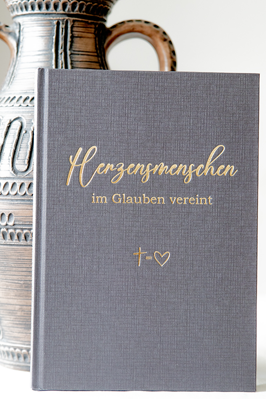 Herzensmenschen im Glauben vereint - Hardcover Mokka mit Goldveredelung